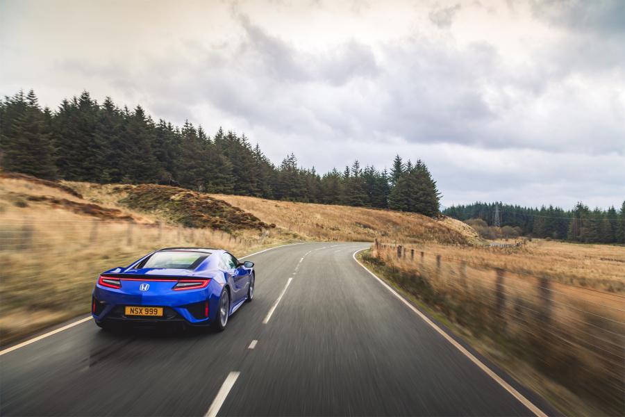 Honda NSX 2016 года  (UK) (фото 49 из 120)